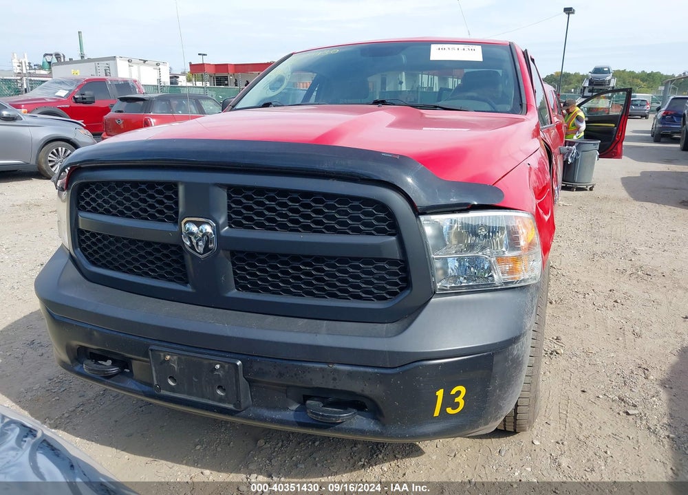 2018 RAM 1500 EXPRESS REGULAR CAB 4X4 8' BOX/TRADESMAN REGULAR CAB 4X4 8' BOX VIN: 3C6JR7DT0JG158768