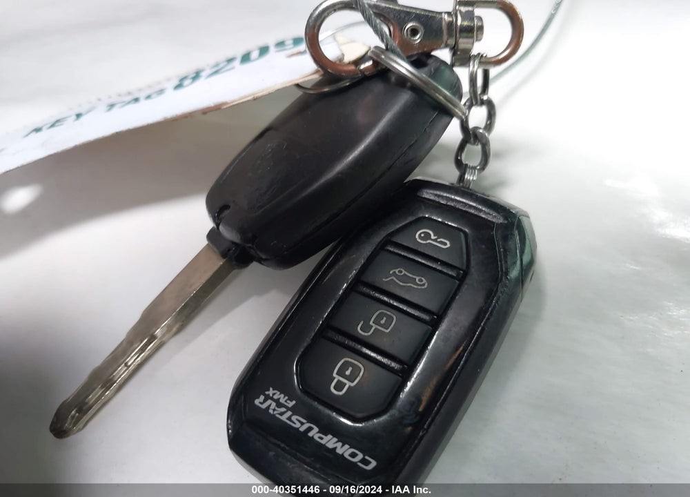 2010 HONDA CIVIC LX VIN: 2HGFA1F56AH529760
