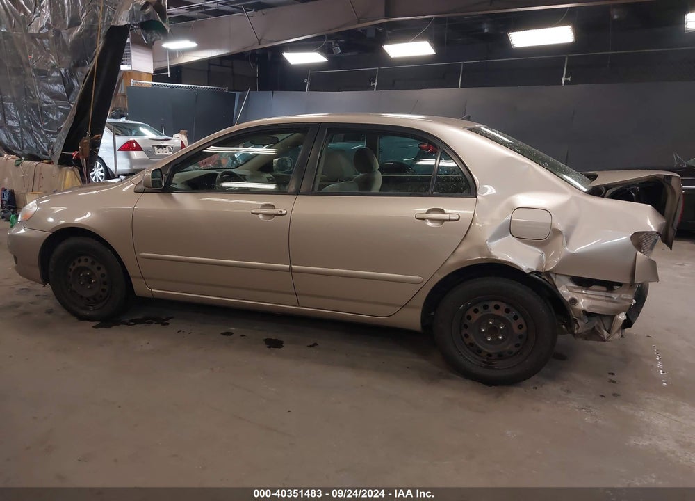 2005 TOYOTA COROLLA LE VIN: 2T1BR32E35C374057
