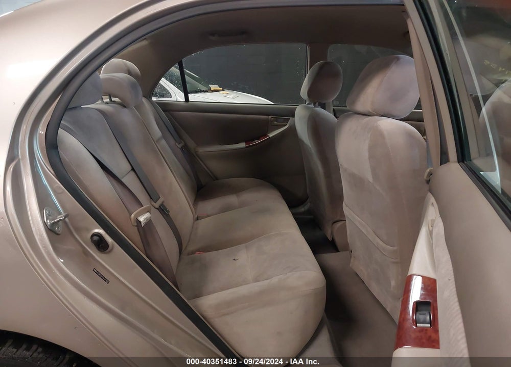 2005 TOYOTA COROLLA LE VIN: 2T1BR32E35C374057