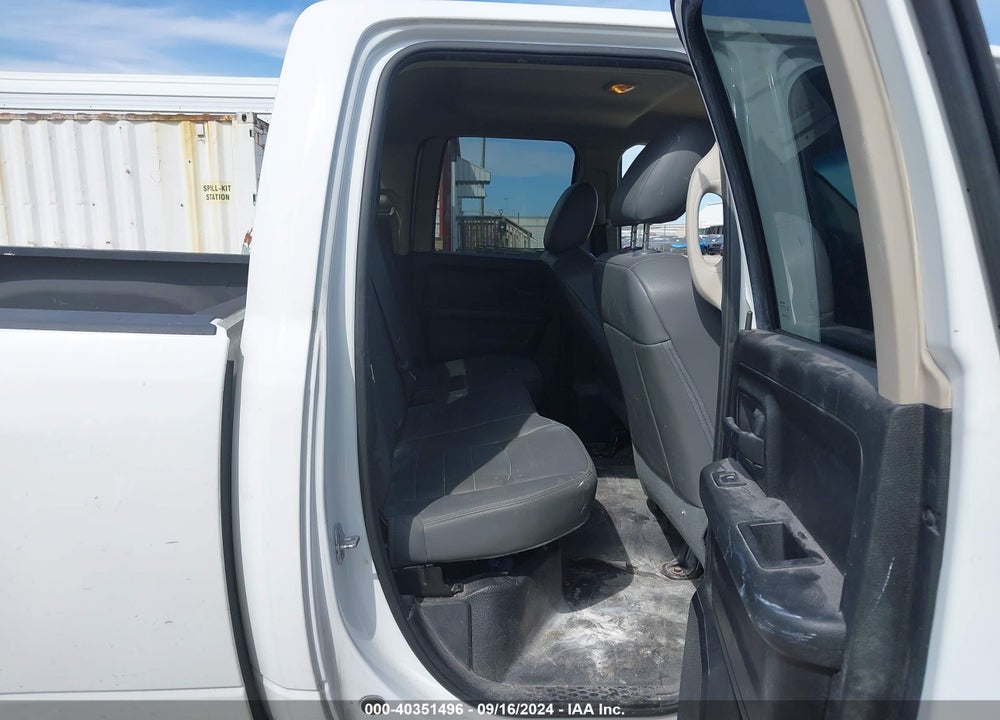 2017 RAM 1500 VIN: 1C6RR7FG4HS840378