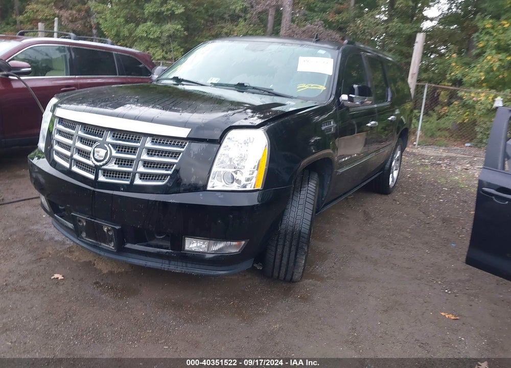 2010 CADILLAC ESCALADE ESV PREMIUM VIN: 1GYUKJEF3AR195436