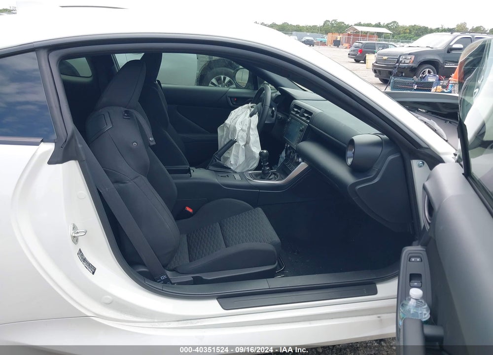 2023 TOYOTA GR86 VIN: JF1ZNBB17P9754602