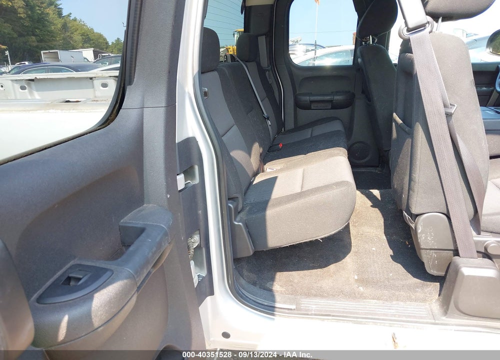2010 GMC SIERRA 1500 SLE VIN: 1GTSKVE38AZ132472