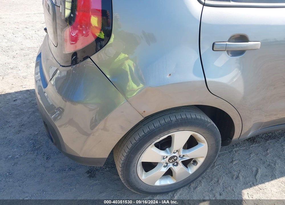 2018 KIA SOUL VIN: KNDJN2A25J7561479
