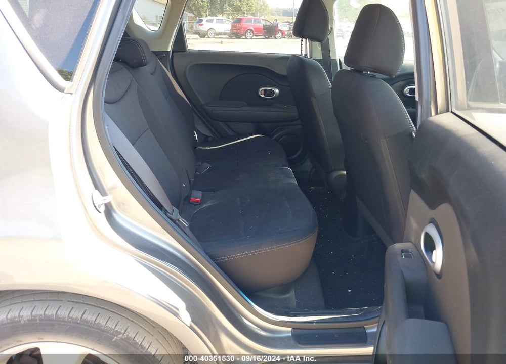 2018 KIA SOUL VIN: KNDJN2A25J7561479