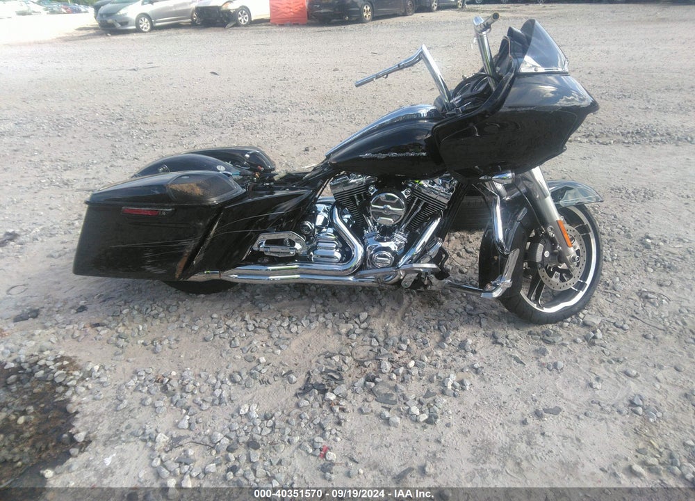 2015 HARLEY-DAVIDSON FLTRXS ROAD GLIDE SPECIAL VIN: 1HD1KTM19FB690507