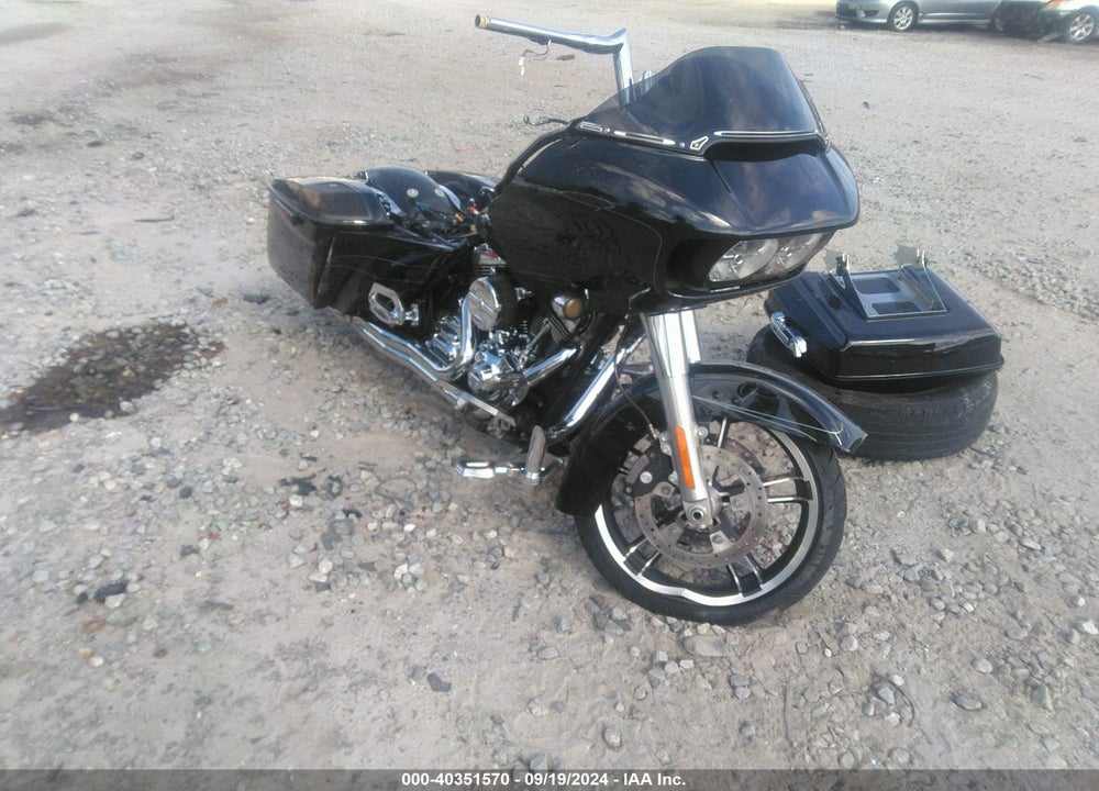 2015 HARLEY-DAVIDSON FLTRXS ROAD GLIDE SPECIAL VIN: 1HD1KTM19FB690507