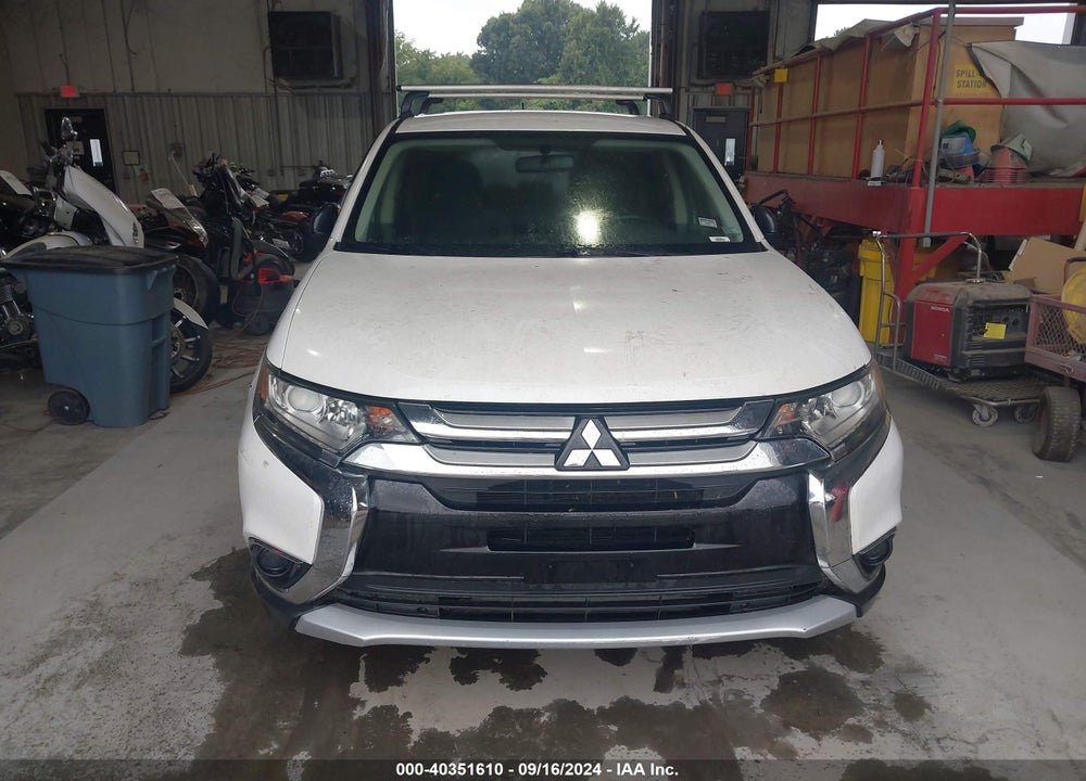 2016 MITSUBISHI OUTLANDER ES VIN: JA4AD2A32GZ015967