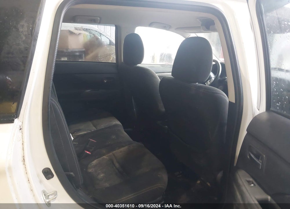 2016 MITSUBISHI OUTLANDER ES VIN: JA4AD2A32GZ015967