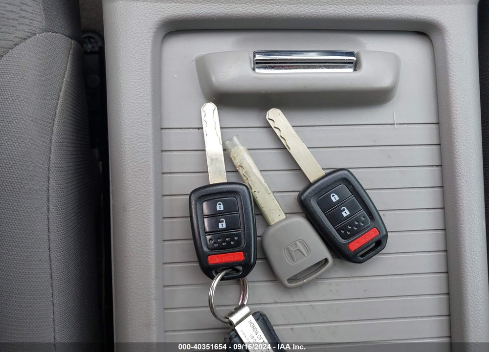 2014 HONDA CR-V LX VIN: 5J6RM4H39EL037470