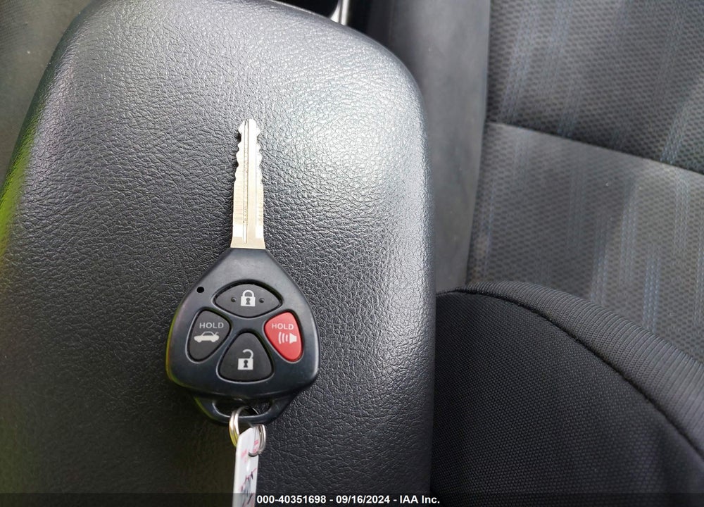 2011 TOYOTA COROLLA S VIN: 2T1BU4EE1BC587603