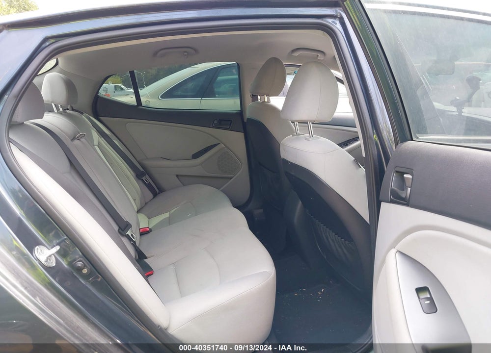 2015 KIA OPTIMA VIN: KNAGM4A74F5576091