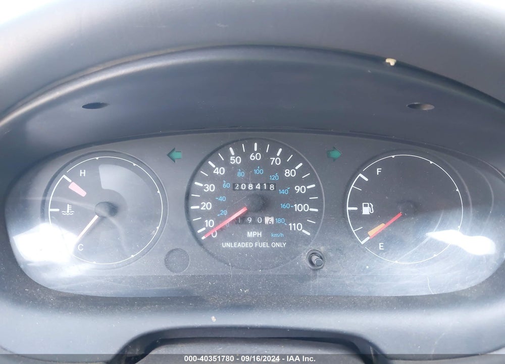 1993 GEO PRIZM LSI VIN: 1Y1SK5364PZ049798