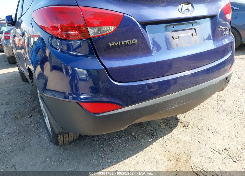 2011 HYUNDAI TUCSON GLS VIN: KM8JUCAC8BU250659
