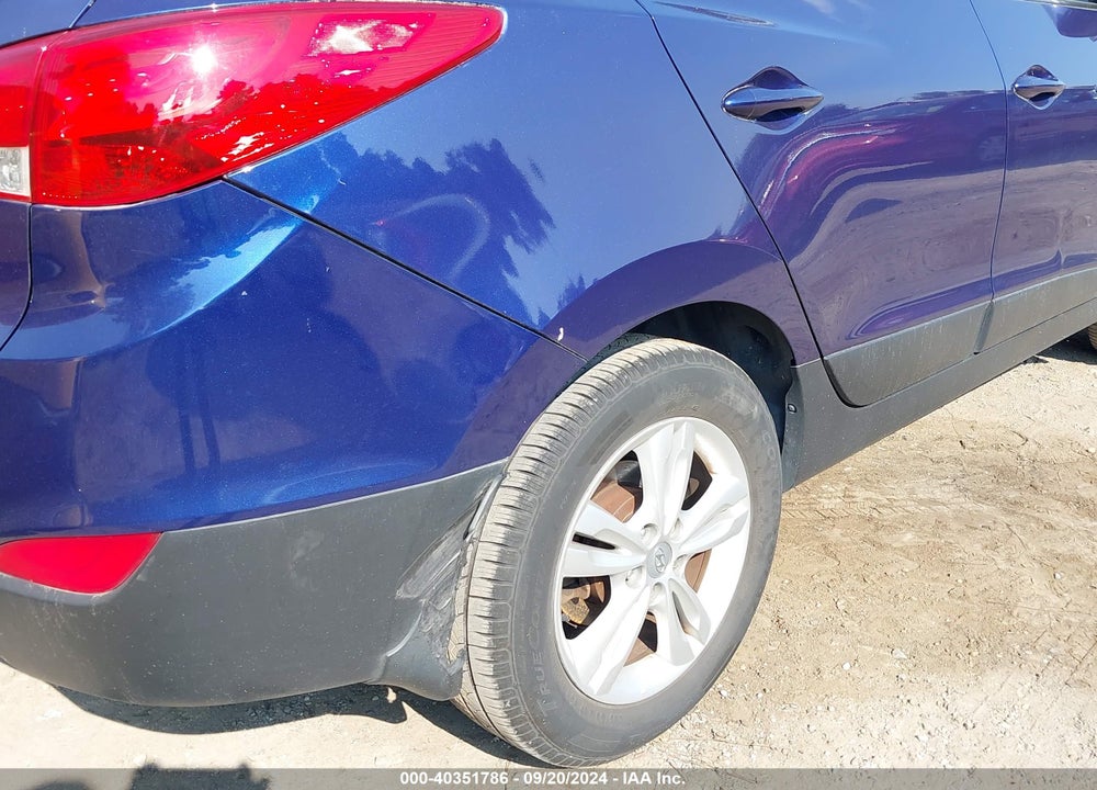2011 HYUNDAI TUCSON GLS VIN: KM8JUCAC8BU250659