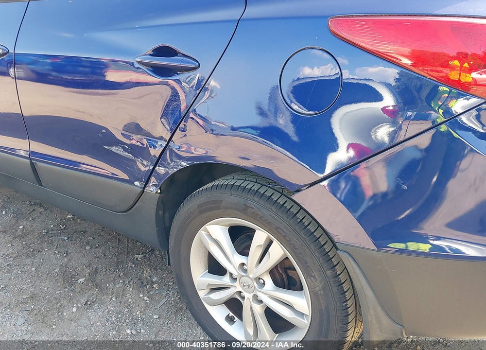2011 HYUNDAI TUCSON GLS VIN: KM8JUCAC8BU250659