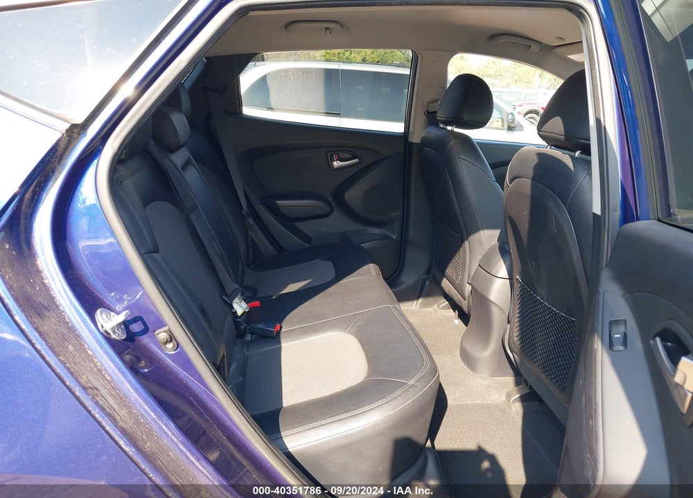 2011 HYUNDAI TUCSON GLS VIN: KM8JUCAC8BU250659