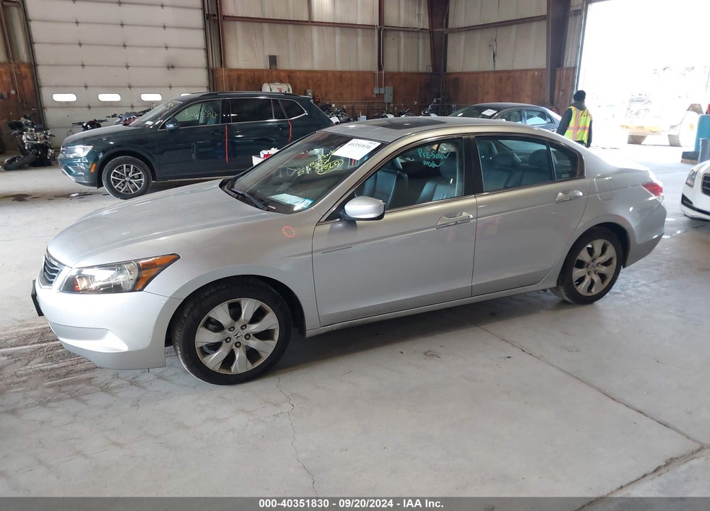 2010 HONDA ACCORD 2.4 EX-L VIN: 1HGCP2F83AA066380
