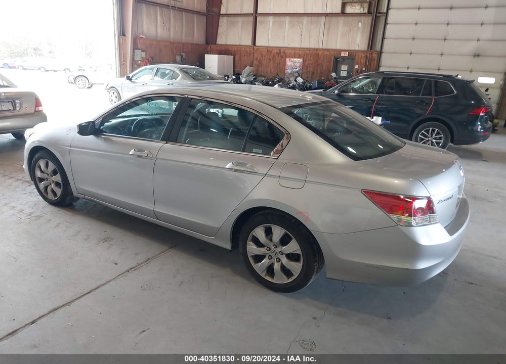 2010 HONDA ACCORD 2.4 EX-L VIN: 1HGCP2F83AA066380