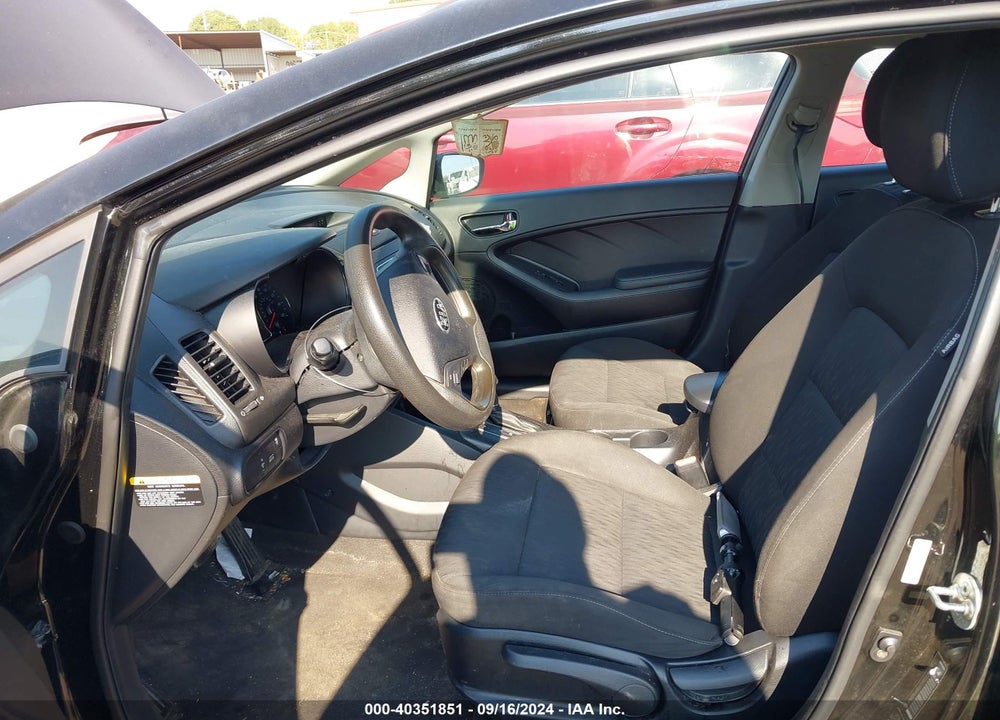 2016 KIA FORTE LX VIN: KNAFK4A61G5507028