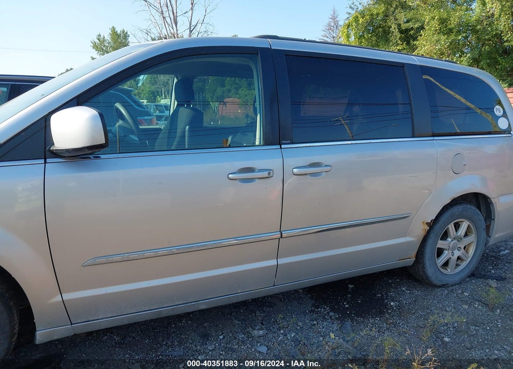 2011 CHRYSLER TOWN & COUNTRY TOURING VIN: 2A4RR5DG0BR780201