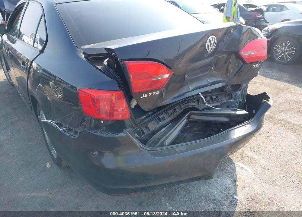 2012 VOLKSWAGEN JETTA 2.0L TDI VIN: 3VWLL7AJ5CM415334