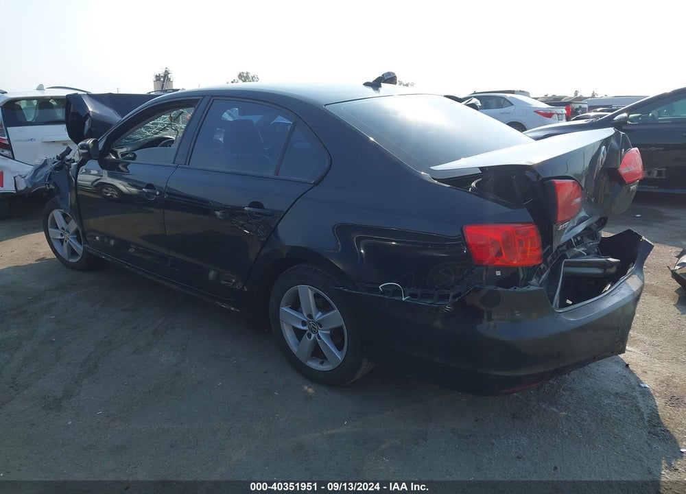 2012 VOLKSWAGEN JETTA 2.0L TDI VIN: 3VWLL7AJ5CM415334