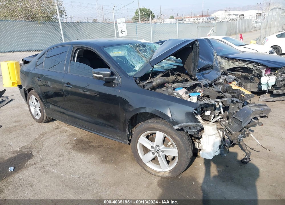 2012 VOLKSWAGEN JETTA 2.0L TDI VIN: 3VWLL7AJ5CM415334