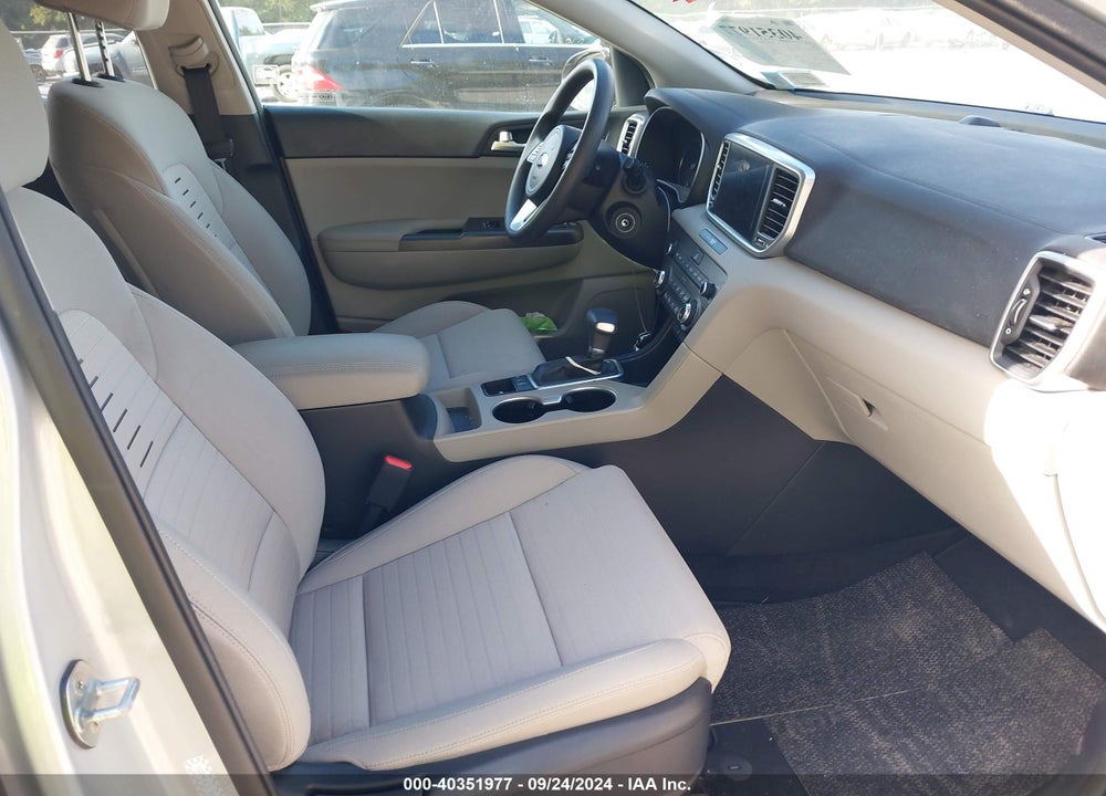 2020 KIA SPORTAGE LX VIN: KNDPMCAC2L7802767