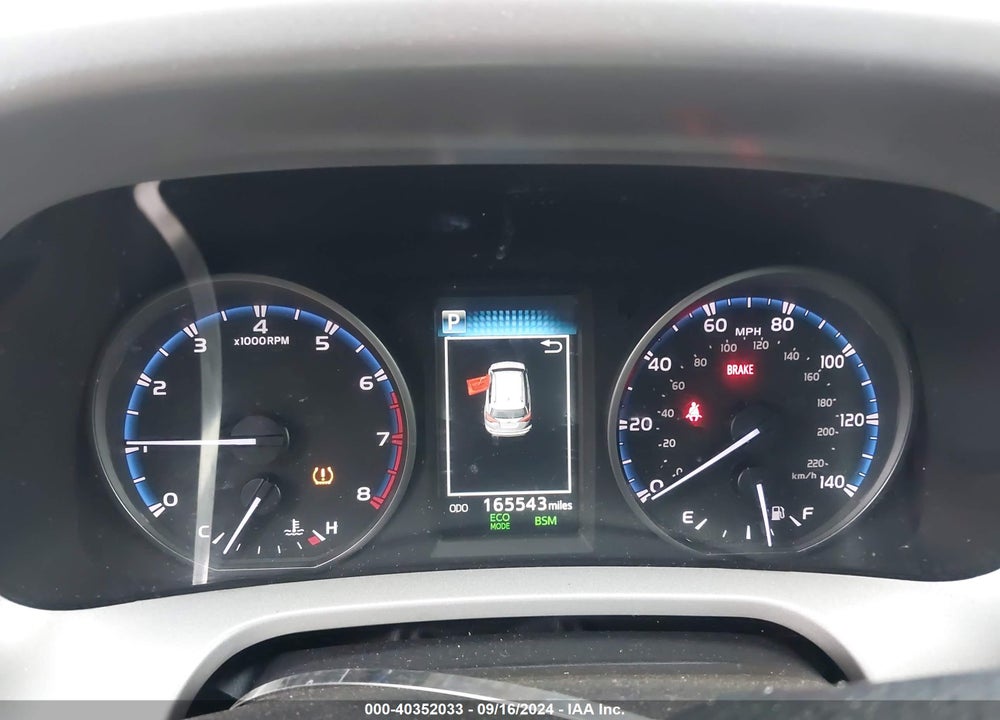 2018 TOYOTA RAV4 XLE VIN: 2T3WFREV0JW413387