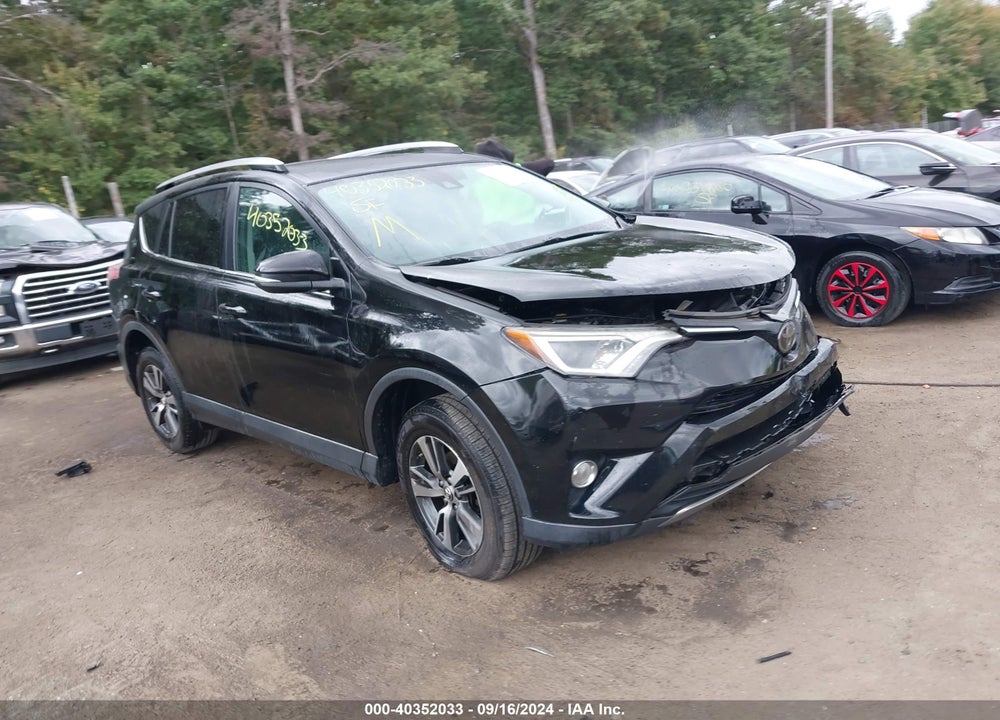 2018 TOYOTA RAV4 XLE VIN: 2T3WFREV0JW413387