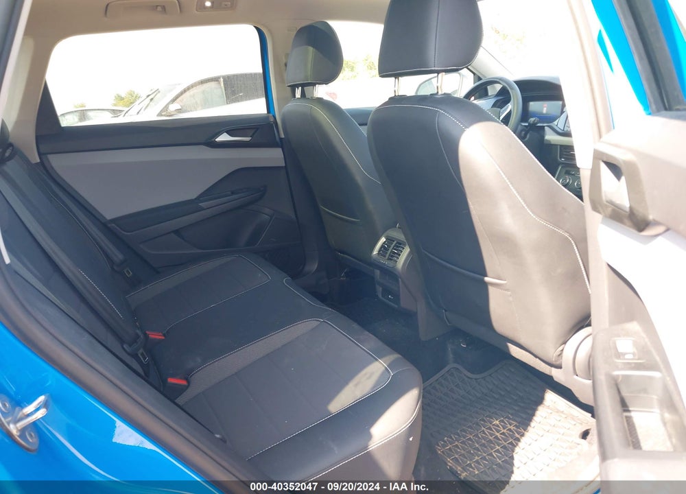 2022 VOLKSWAGEN TAOS 1.5T SE VIN: 3VVLX7B28NM080668