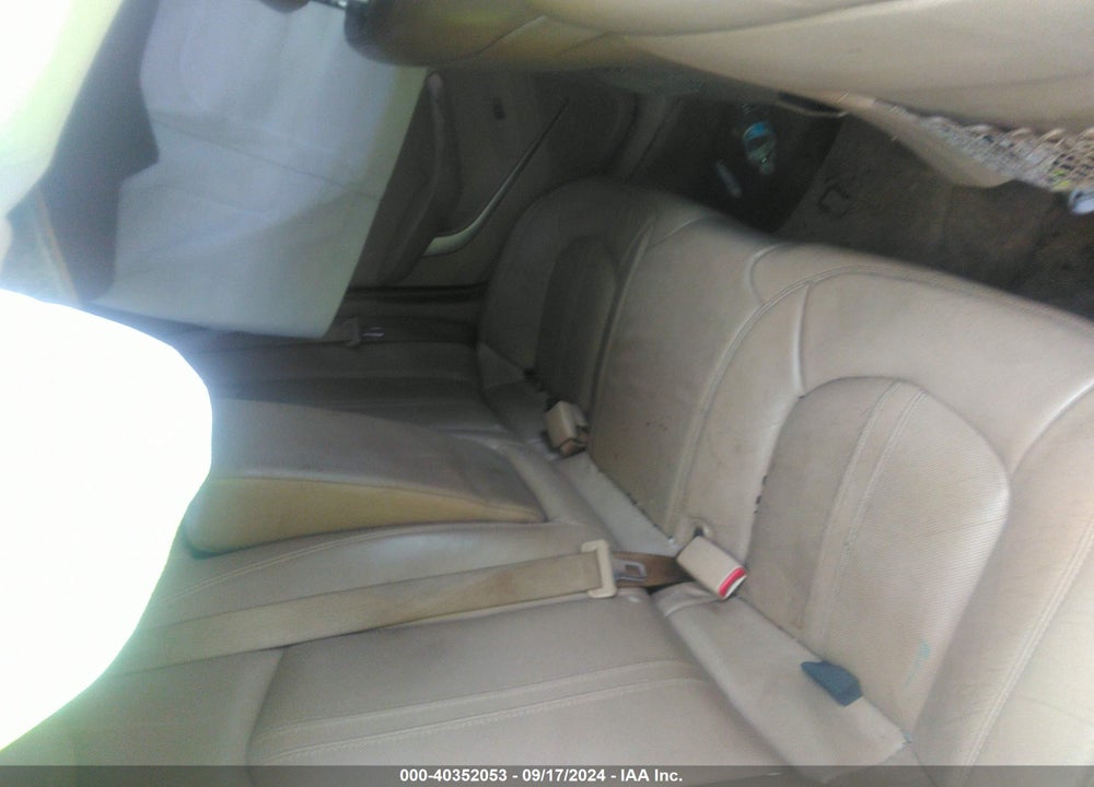 2011 CADILLAC CTS LUXURY VIN: 1G6DE5EY1B0119745