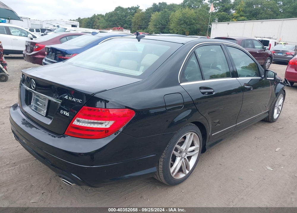 2014 MERCEDES-BENZ C 300 LUXURY 4MATIC/SPORT 4MATIC VIN: WDDGF8AB7EA931162