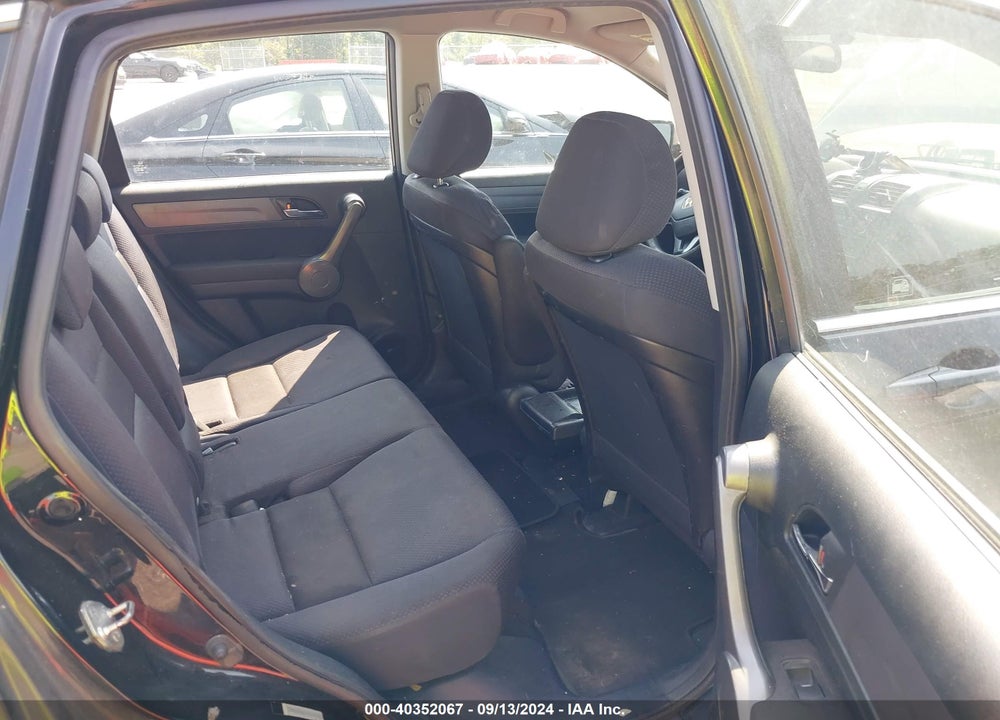 2008 HONDA CR-V LX VIN: JHLRE48388C043125