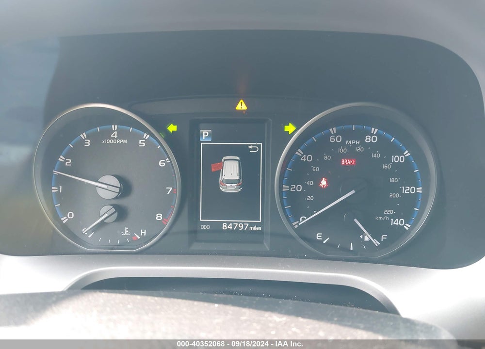 2017 TOYOTA RAV4 XLE VIN: JTMRFREV6HJ124620