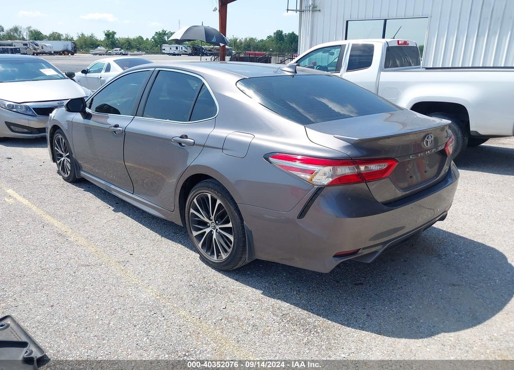 2019 TOYOTA CAMRY SE VIN: 4T1B11HK7KU188685