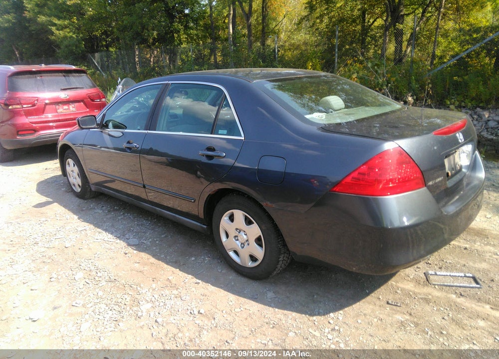 2007 HONDA ACCORD 2.4 LX VIN: 1HGCM56417A222075