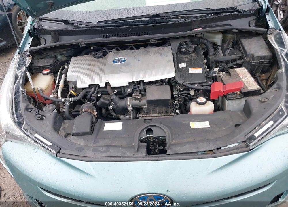 2018 TOYOTA PRIUS TWO ECO VIN: JTDKARFU3J3067082