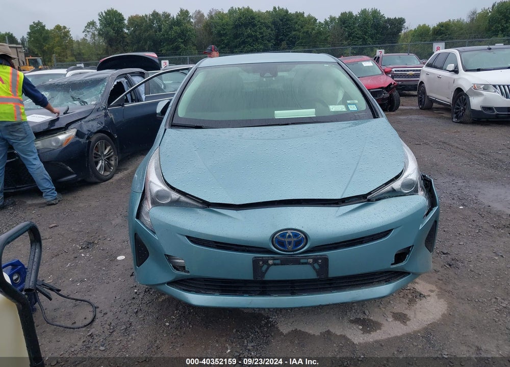 2018 TOYOTA PRIUS TWO ECO VIN: JTDKARFU3J3067082