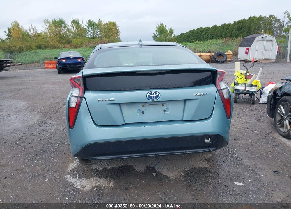 2018 TOYOTA PRIUS TWO ECO VIN: JTDKARFU3J3067082