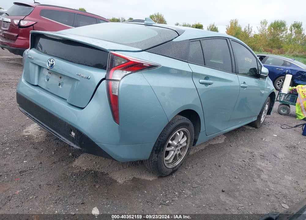 2018 TOYOTA PRIUS TWO ECO VIN: JTDKARFU3J3067082