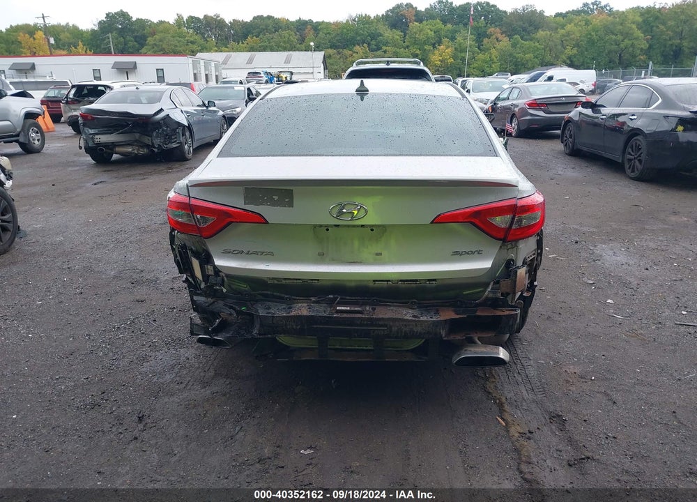 2015 HYUNDAI SONATA SPORT VIN: 5NPE34AF3FH142023