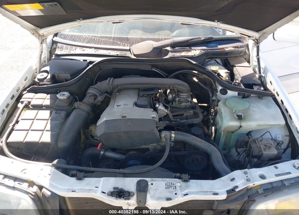 1998 MERCEDES-BENZ C 230 VIN: WDBHA23G3WA617365