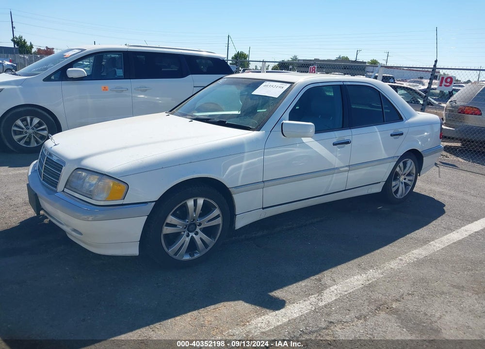 1998 MERCEDES-BENZ C 230 VIN: WDBHA23G3WA617365