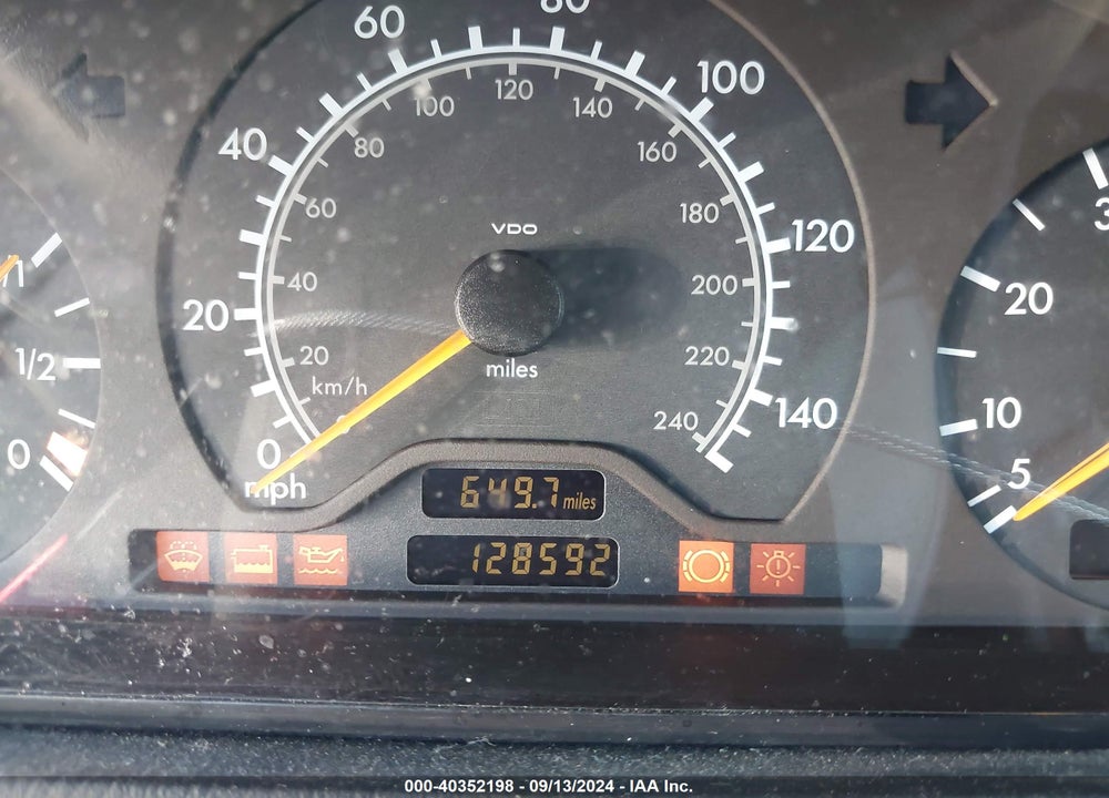 1998 MERCEDES-BENZ C 230 VIN: WDBHA23G3WA617365