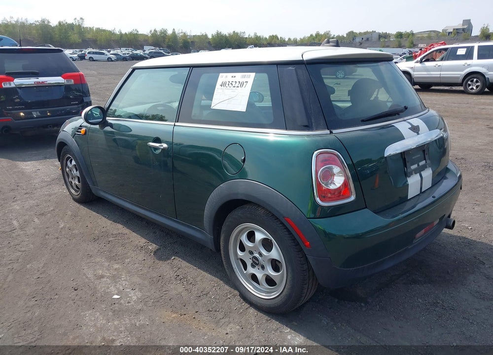 2013 MINI HARDTOP COOPER VIN: WMWSU3C51DT680661