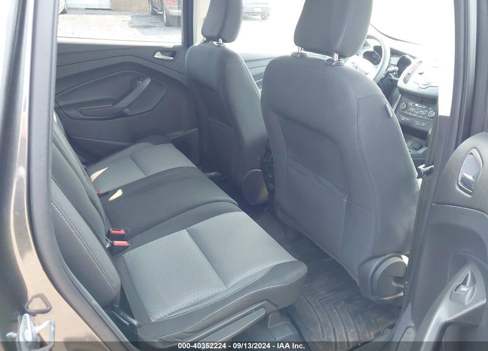 2018 FORD ESCAPE SE VIN: 1FMCU9GD8JUA74111