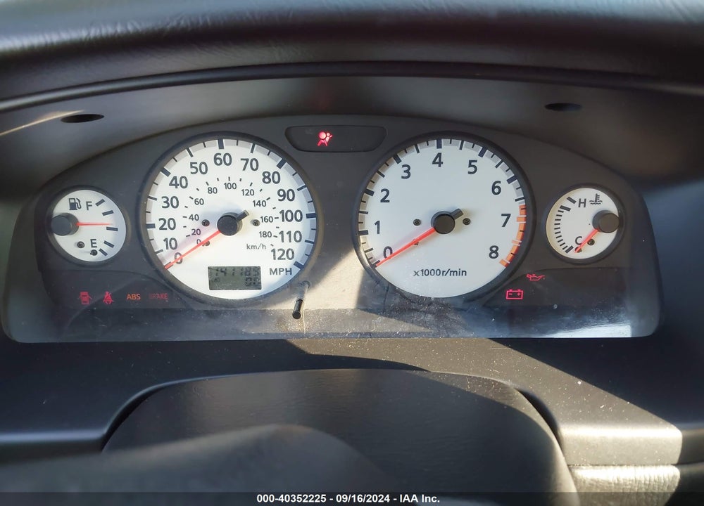2001 NISSAN PATHFINDER XE VIN: JN8DR07X11W513450